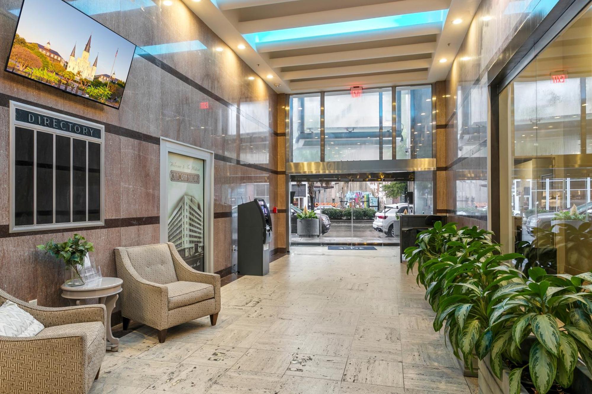Modern & Fully Furnished Apartments In The Heart Of The City New Orleans Buitenkant foto